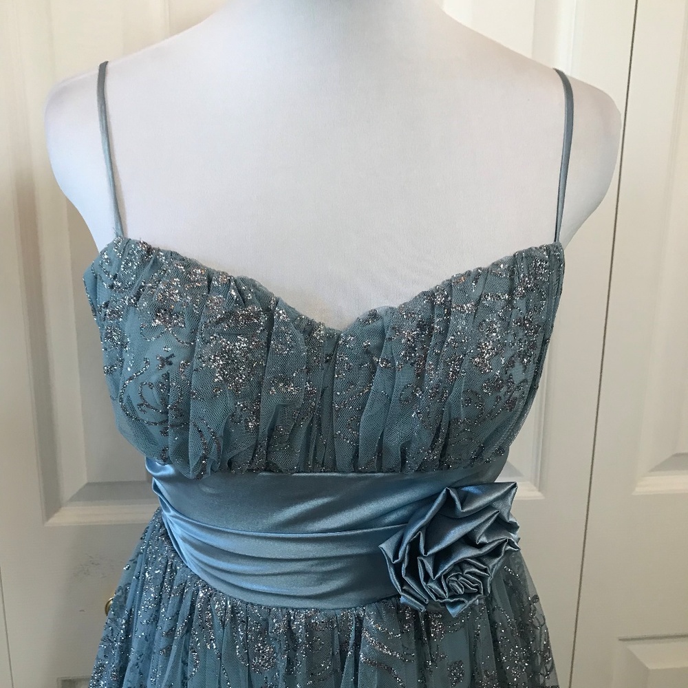 B. Smart Pewter & Silver Metallic Cocktail Dress 3 - Picture 2 of 8